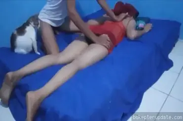 Abis pijat langsung goda pelanggan cewek