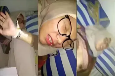 Bokep SMA Hijab Kacamata Main Nakal Di Kasur